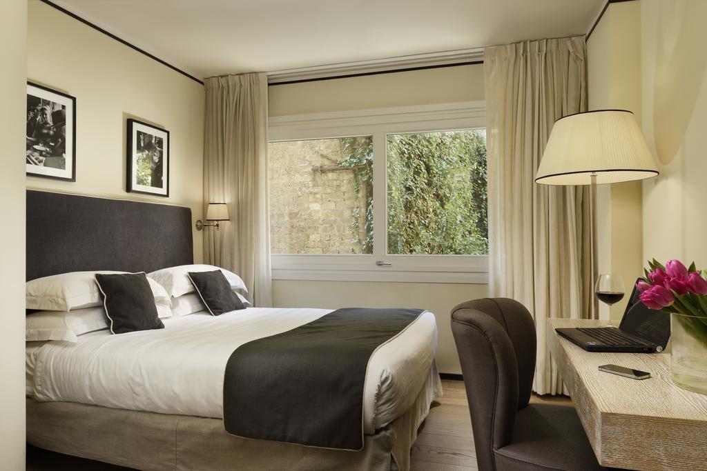 Ponte Vecchio Suites & Spa Florenţa Cameră foto