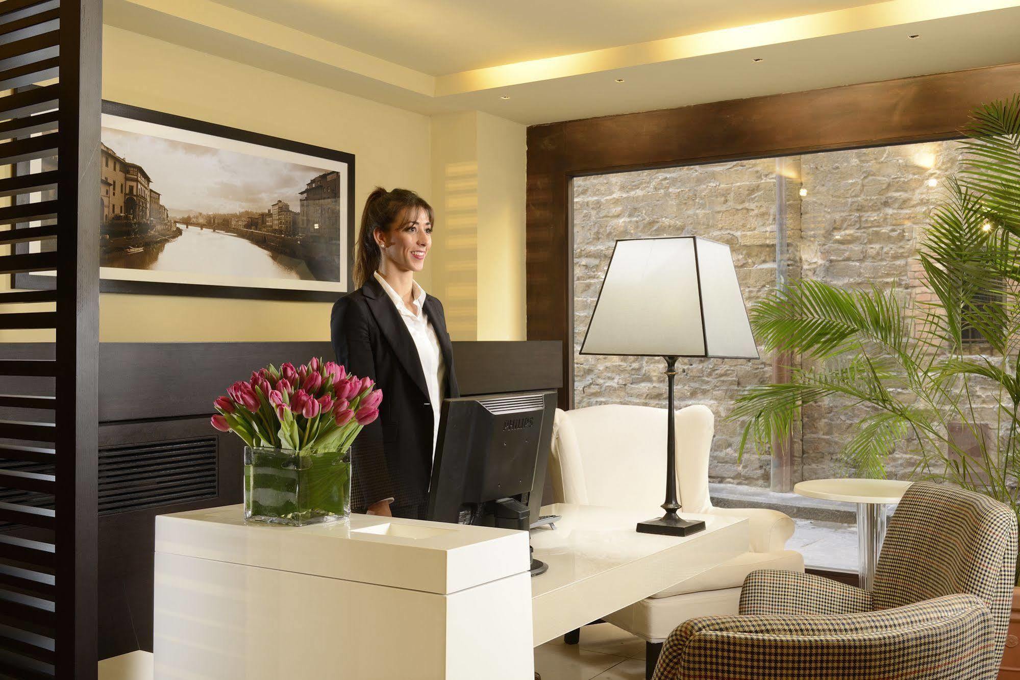 Ponte Vecchio Suites & Spa Florenţa Exterior foto